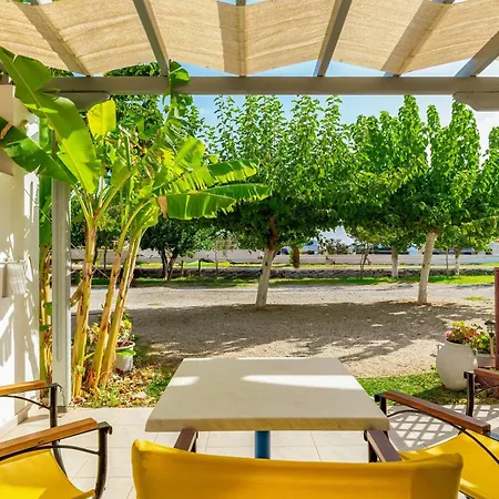 Perasma 10 Tatil Evi Kipri (Andros)