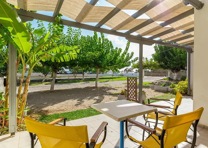 Perasma Studios 10 *